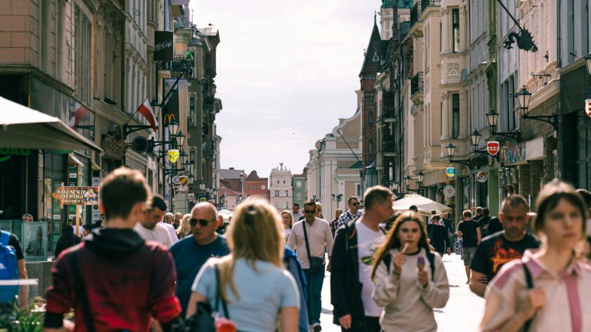 ludzie na ulicy